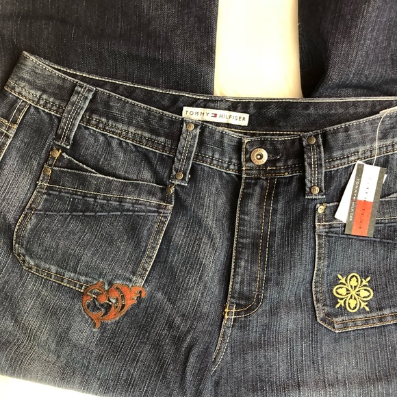 Tommy Hilfiger Embroidered Jeans - Picture 4 of 4